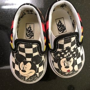 Toddler Disney Limited Edition Vans Slip-On